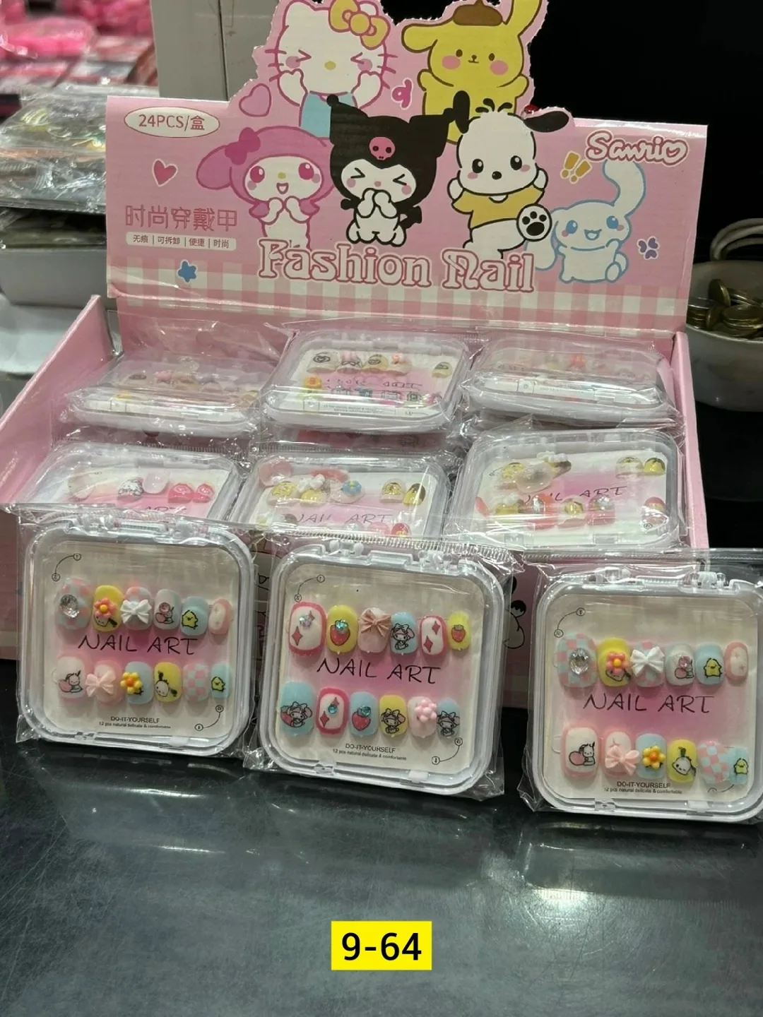 Пластиковая игрушка в стиле Kawaii с ручной росписью Фиолетовый — фото 4