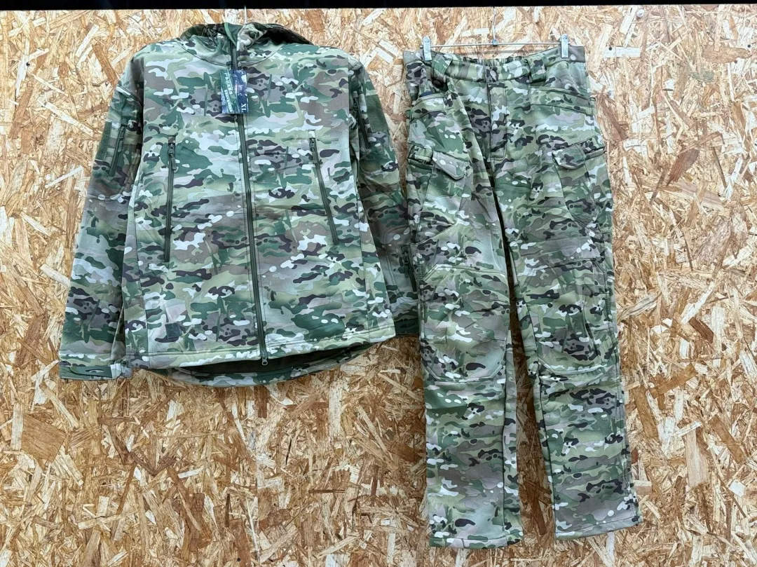 Костюм из ткани SoftShell — фото 1