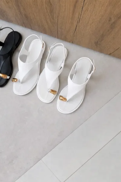 Босоножки из эко-кожи — фото 16