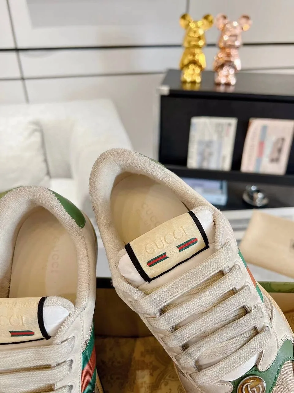 Кеды Gucci в винтажной эстетике с эффектом натурального старения — фото 3