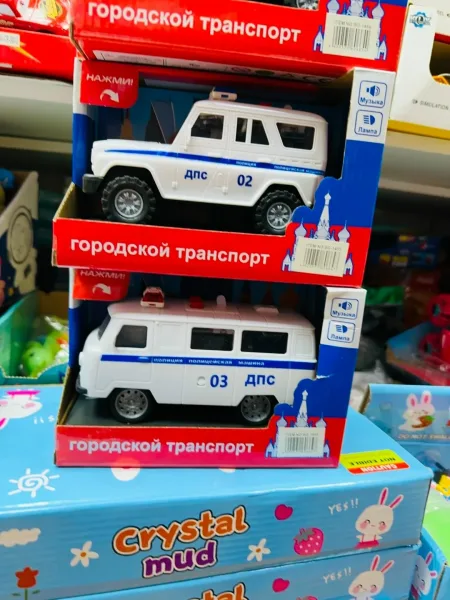 Игрушечная машина с функцией звука и света — фото 8