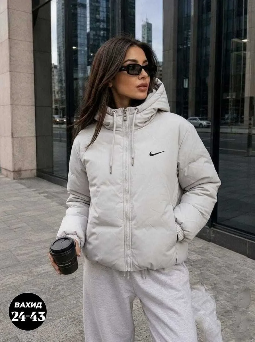 Демисезонная куртка из холлофайбера — фото 1