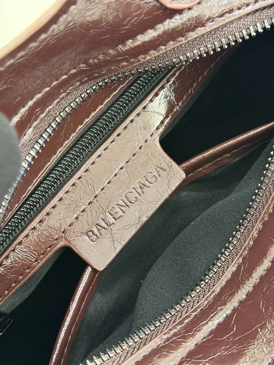 Сумка BALENCIAGA из экокожи люкс — фото 8