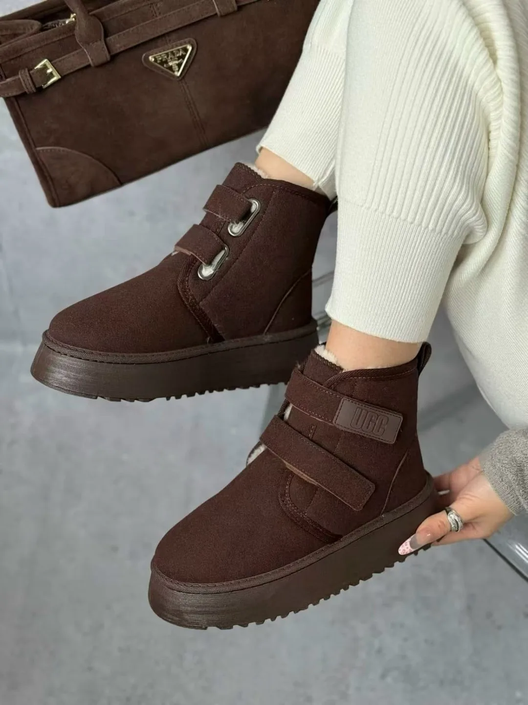 Дутики женские UGG ПЛАТФОРМЕ НА ЗИМУ, сетка — фото 1