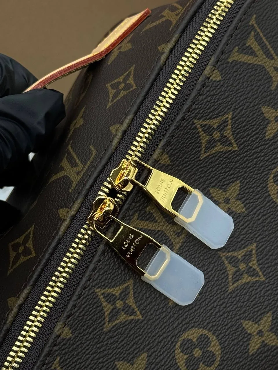 Рюкзак Louis Vuitton Toiletry Bag Louis Vuitton, кожа — фото 5