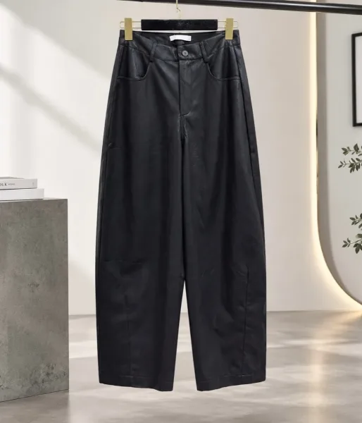 Брюки baggy из мягкой экокожи высокого качества — фото 13
