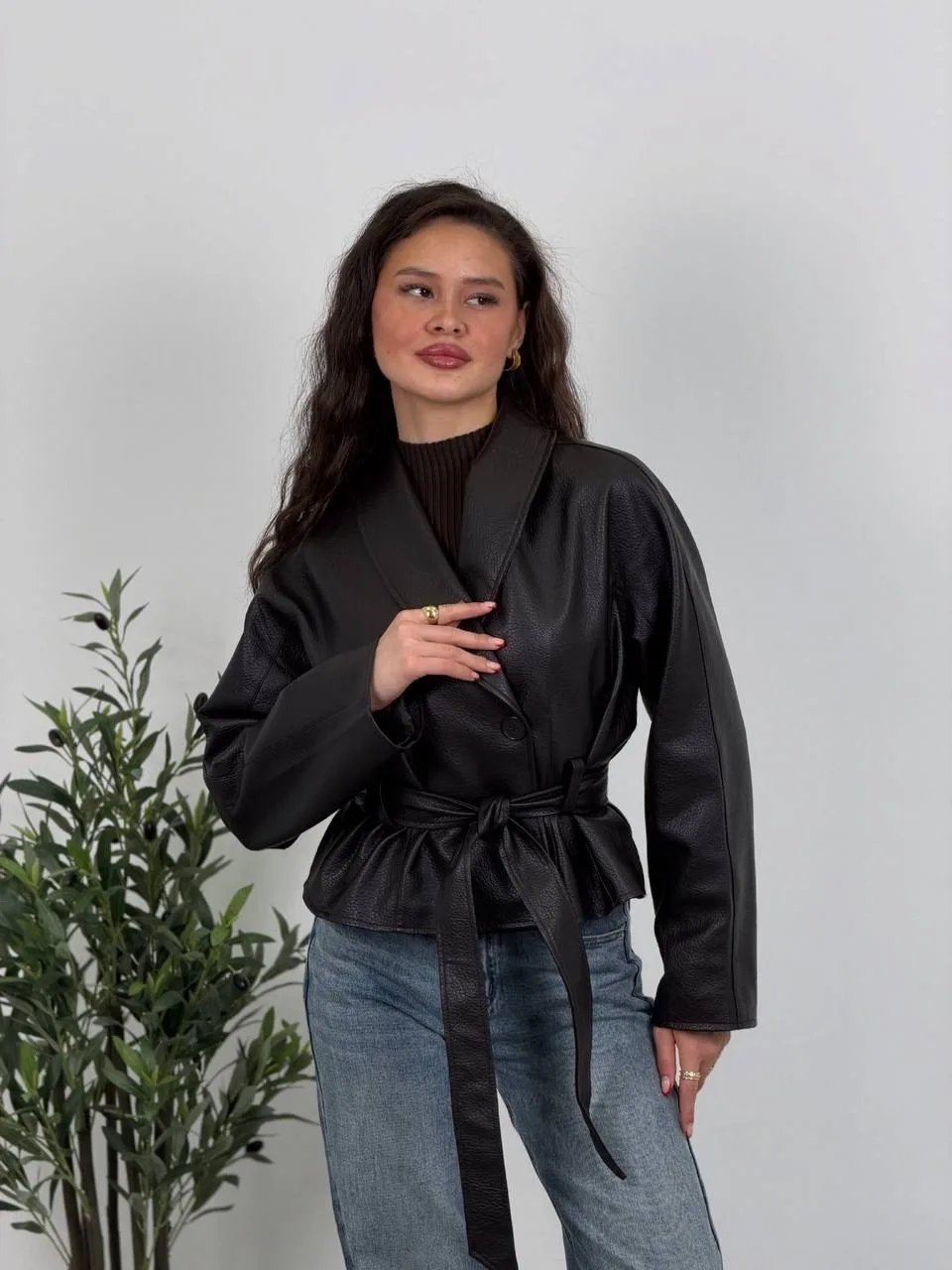 Кожаная куртка S M L — фото 1