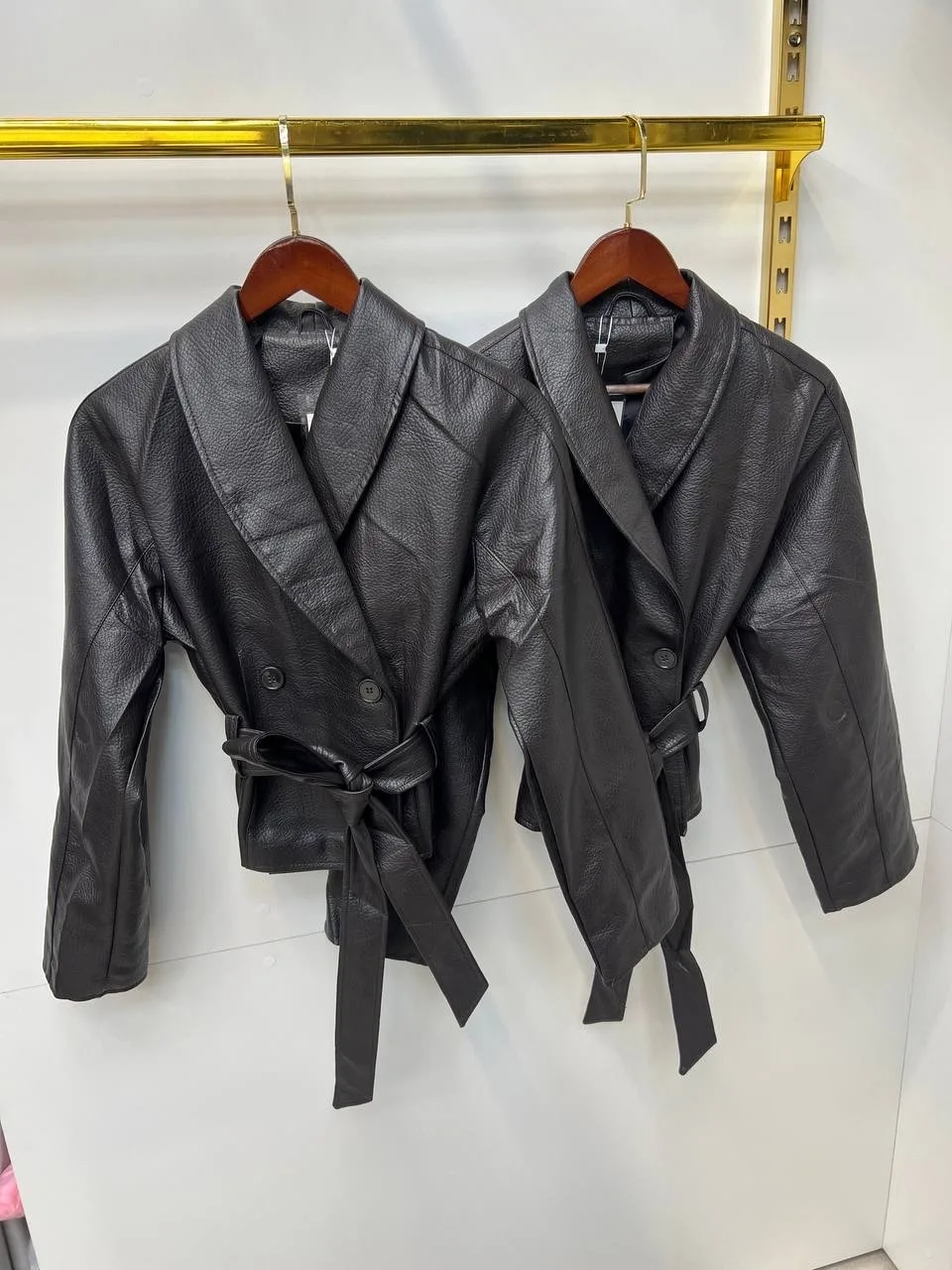 Кожаная куртка S M L — фото 8