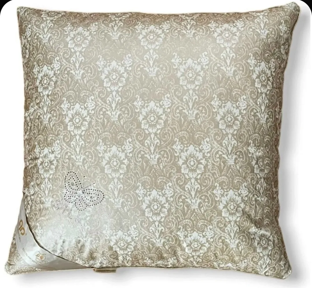 Подушка с шелковым наполнителем фирмы Comfort — фото 2
