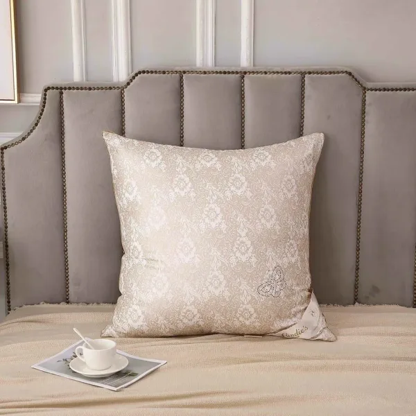 Подушка с шелковым наполнителем фирмы Comfort — фото 7