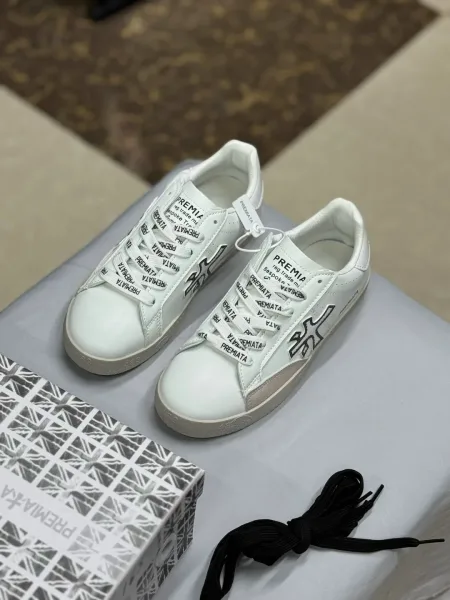 Лёгкие и мягкие кеды женские из премиум-материала — фото 3