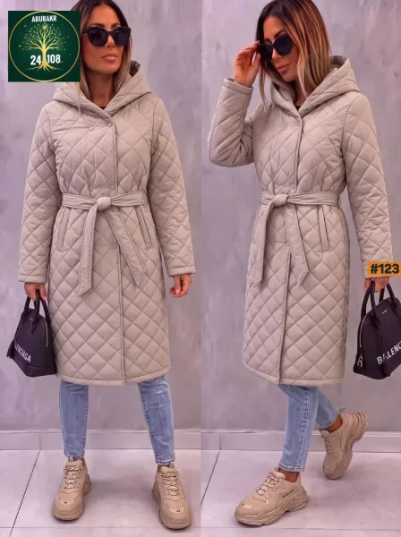 Женская куртка с наполнителем из синтепона — фото 1
