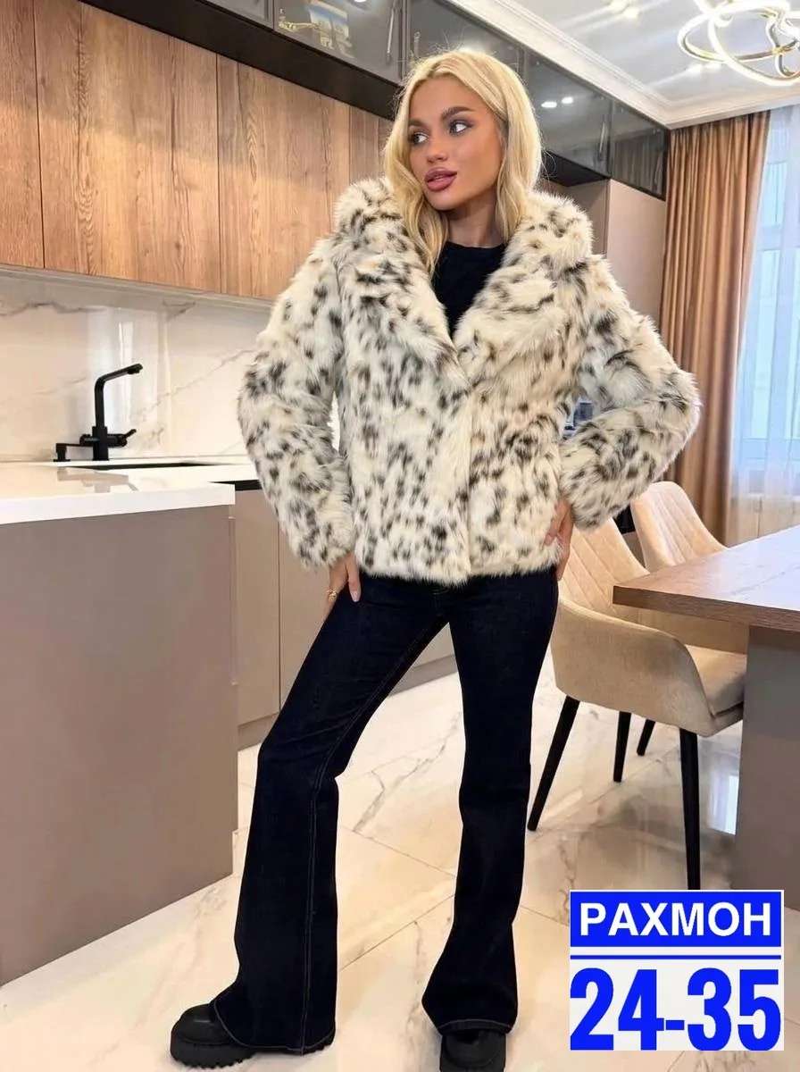 Женская шуба из плотного искусственного меха в стиле Чебурашка — фото 2