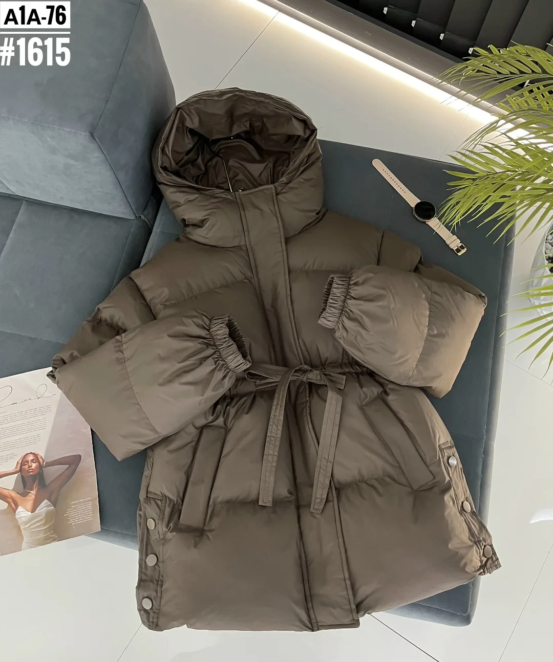 Утеплённая дутая куртка с капюшоном, подходит для зимних условий — фото 2