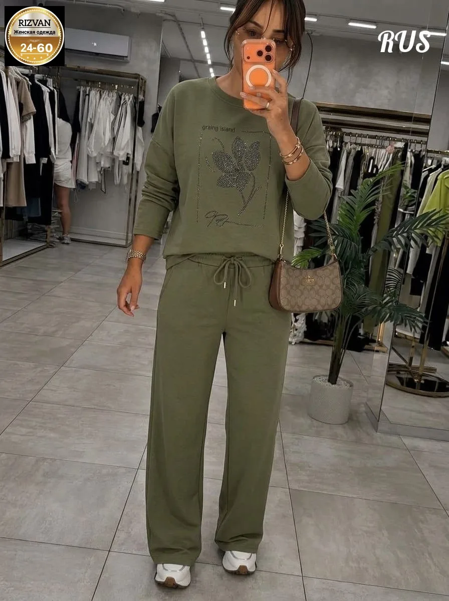 Костюм-двойка с приятной свободной посадкой — фото 2