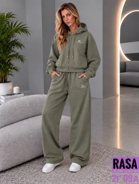 Женский костюм из трёхнитки на флисе — фото 5