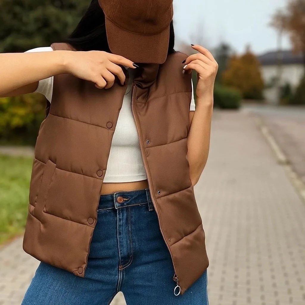 Жилетка из эко кожи на разные цвета — фото 1