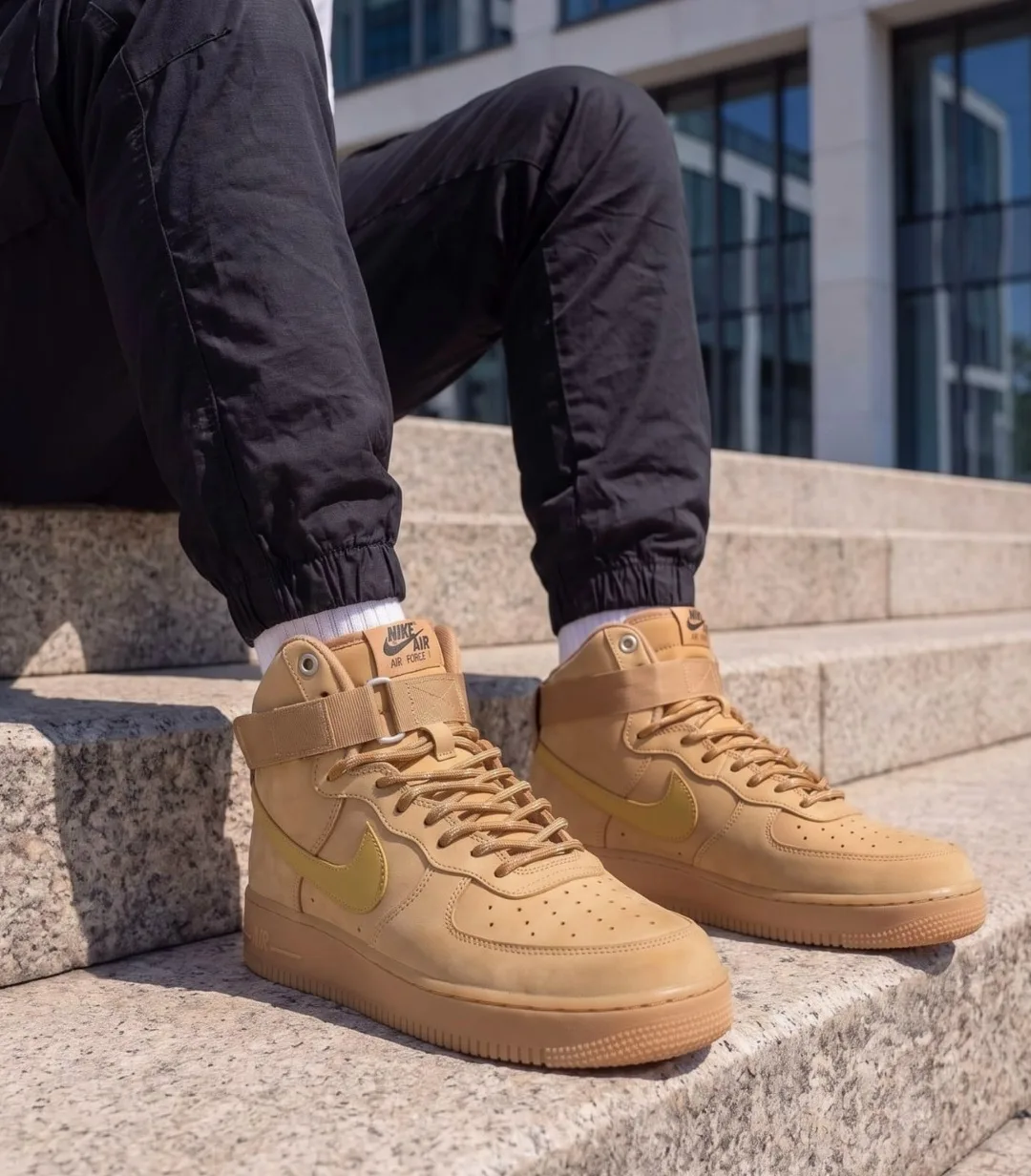 Кроссовки Nike Air Force 1 легендарная база вашего гардероба — фото 3