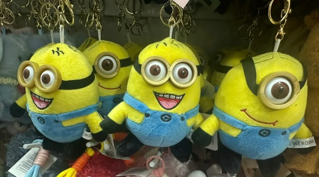 Мягкий брелок из популярного мультика, выполнен из приятного на ощупь — фото 7