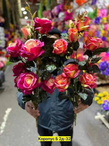 Искусственные цветы из атласа — фото 14