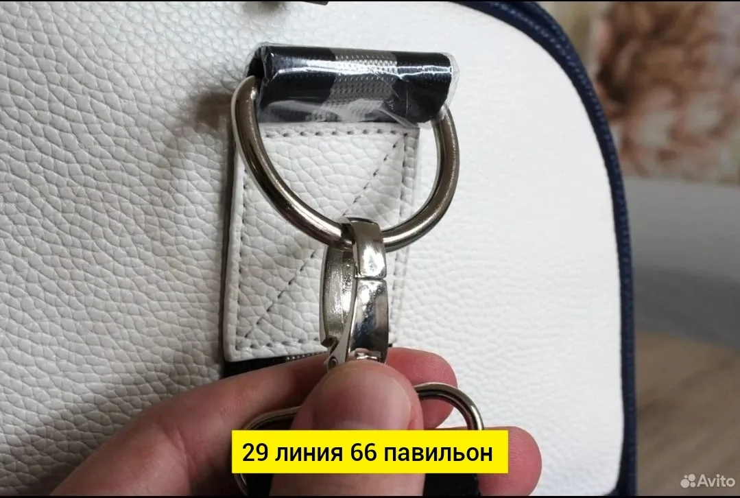Спортивная сумка из эко-кожи — фото 7