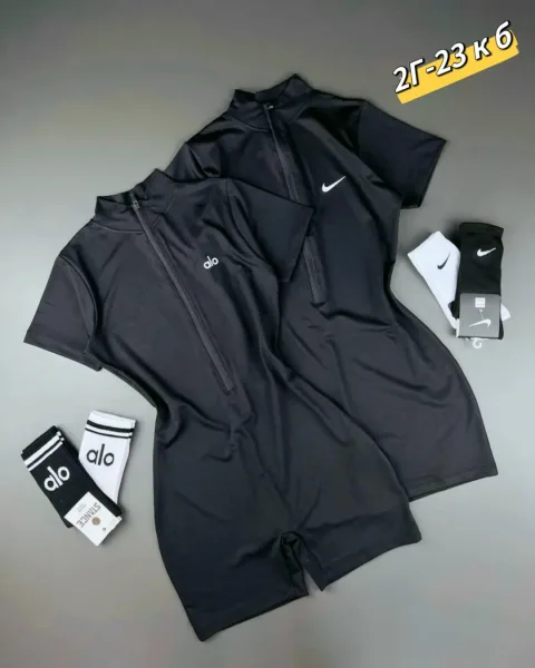 Спортивный комбез для активностей и занятий спортом — фото 24