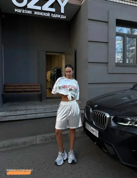 Костюм двойка из атласа — фото 20