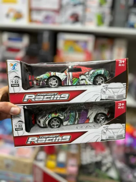 Пластиковая игрушка с дистанционным управлением — фото 6