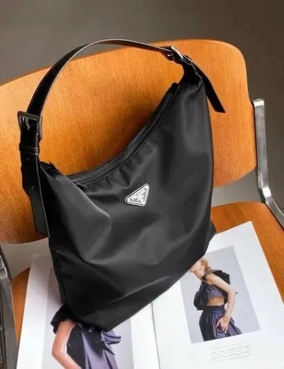 Chanel Кожаная сумка — фото 3