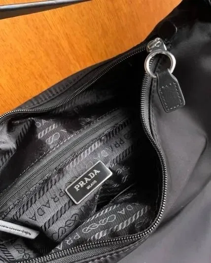 Chanel Кожаная сумка — фото 5