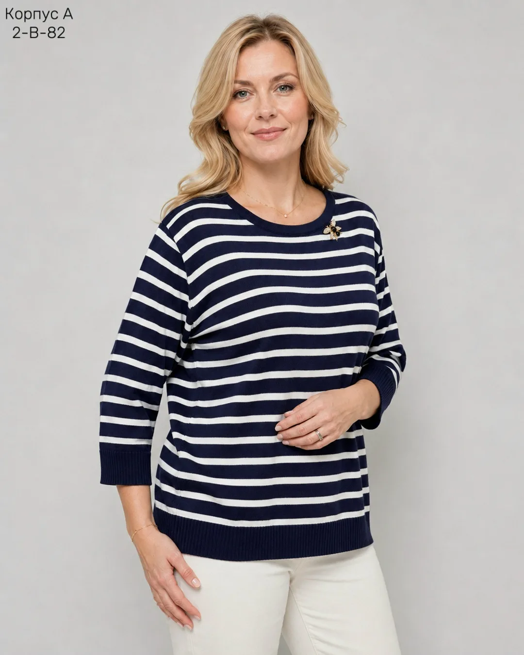 Женский свитер из смесового материала с полосками — фото 2