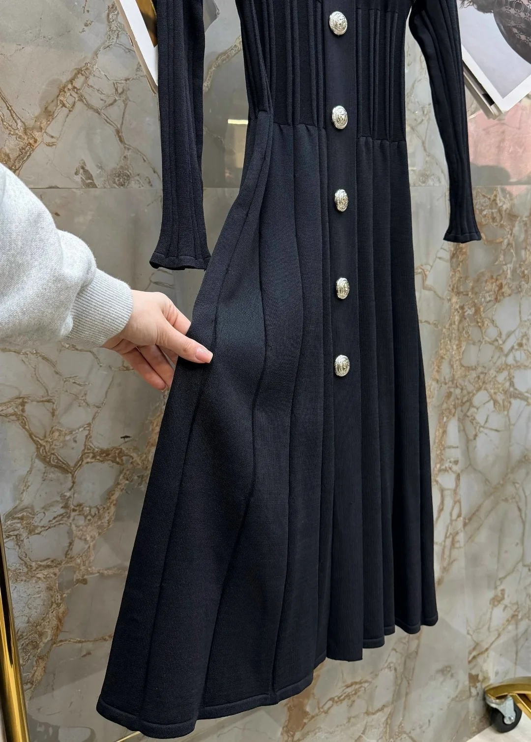 Потрясающее платье — фото 10