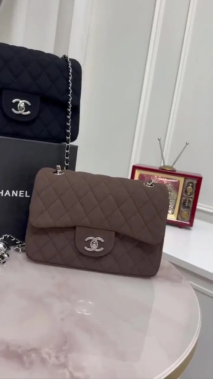 CHANEL, сумка из экокожи люкс — видео