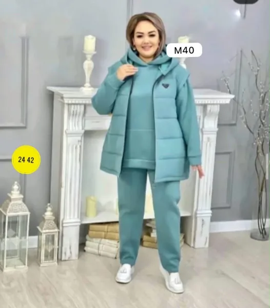 Костюм тройка из тёплого флиса с начесом, подходит по размеру — фото 1