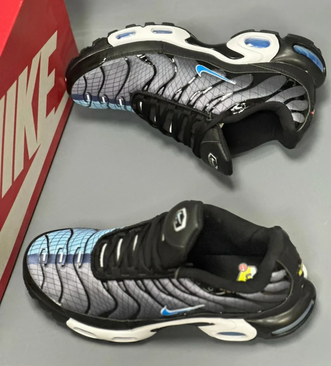 Кроссовки мужские Nike TN Air Max Plus — фото 2