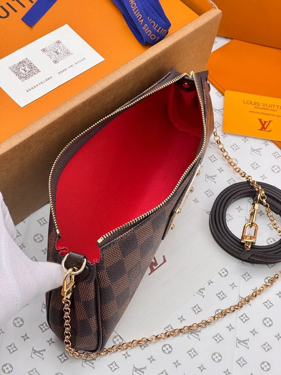 Сумка Louis Vuitton Eva Clutch — фото 8