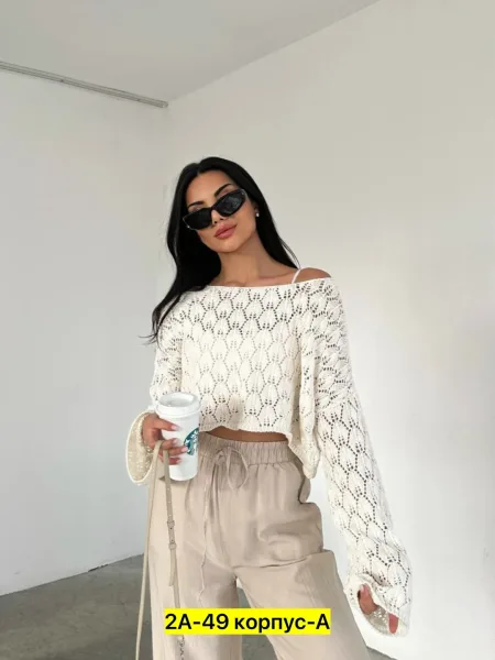 Однотонный свитер из натуральной шерсти — фото 6