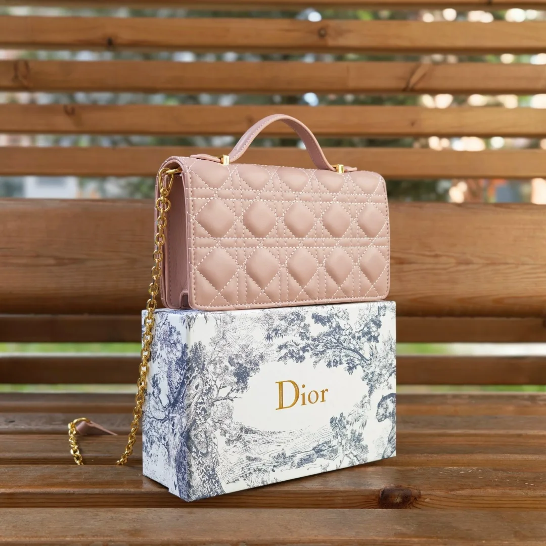 Сумка DIOR, кожа — фото 2