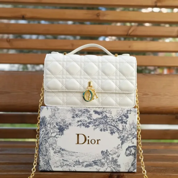 Сумка DIOR, кожа — фото 3