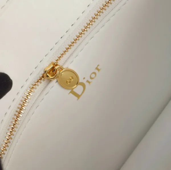 Сумка DIOR, кожа — фото 12