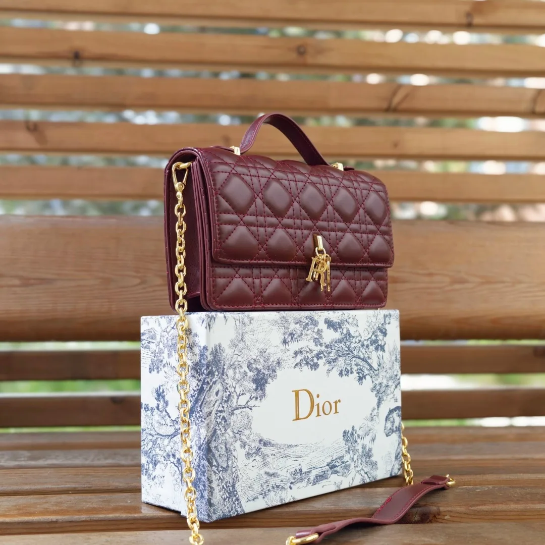 Сумка DIOR, кожа — фото 1