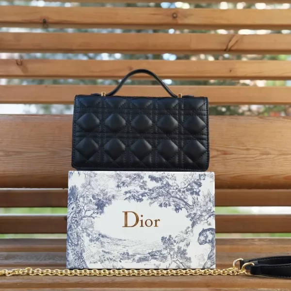 Сумка DIOR, кожа — фото 2