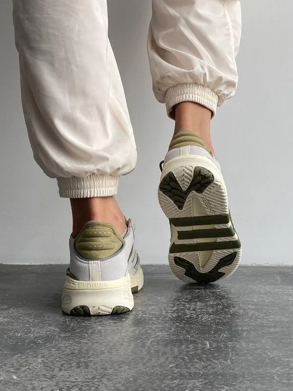Кроссовки женские Кроссы AdiDas, сетка — фото 9