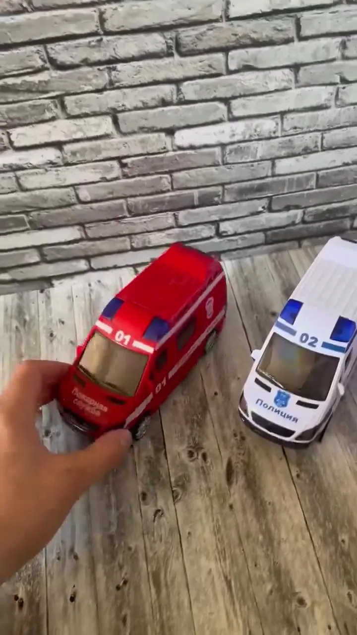 Игрушка Пожарная — видео