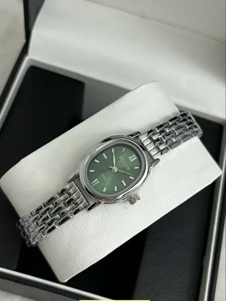 Часы из нержавеющей стали с элегантным дизайном — фото 6