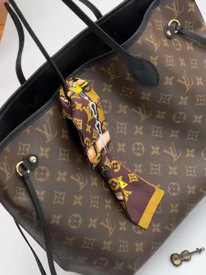 LOUISVUITTON, сумка из канвы и натуральной кожи — видео