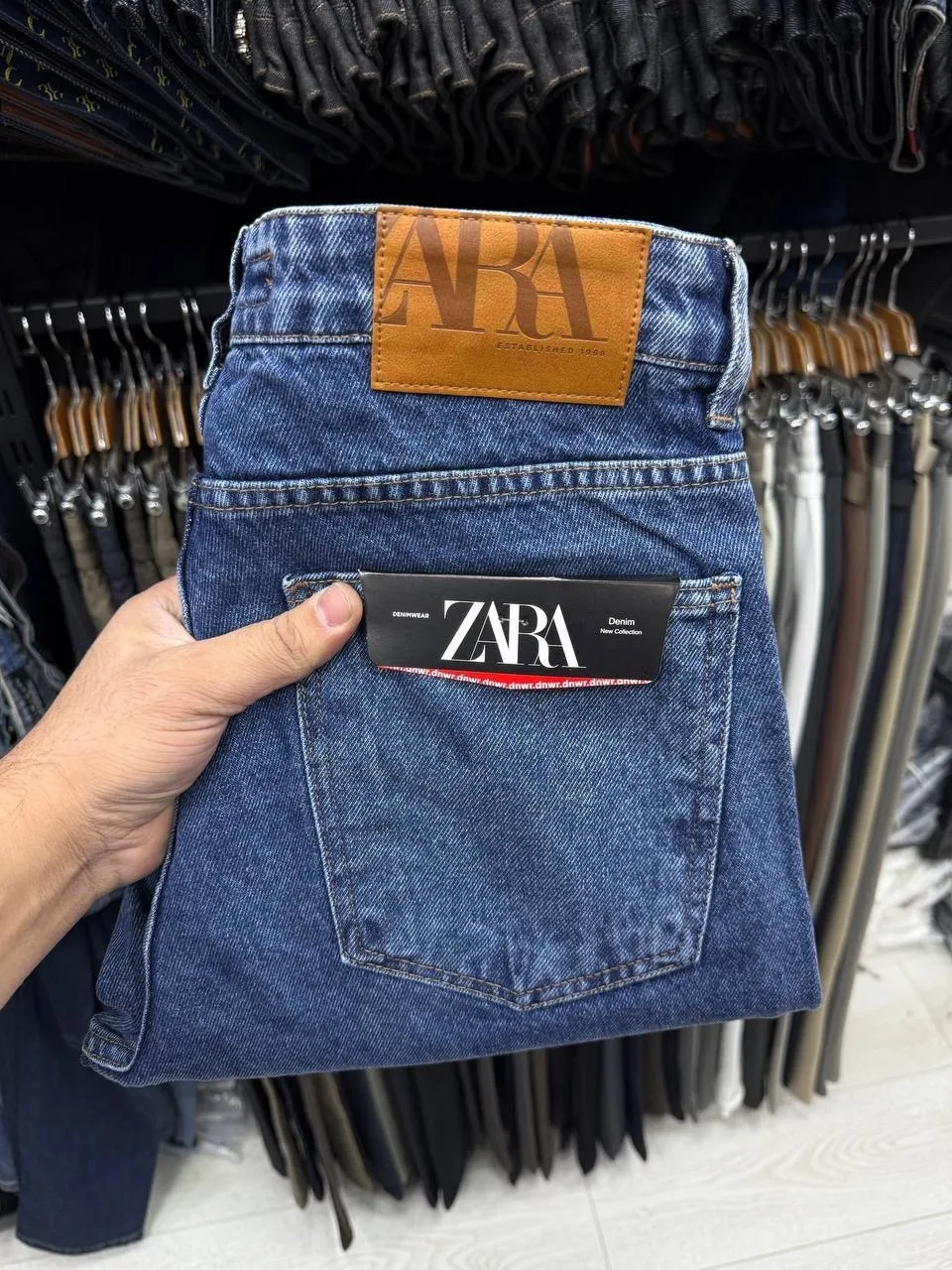 Джинсы-бананы ZARA — фото 1