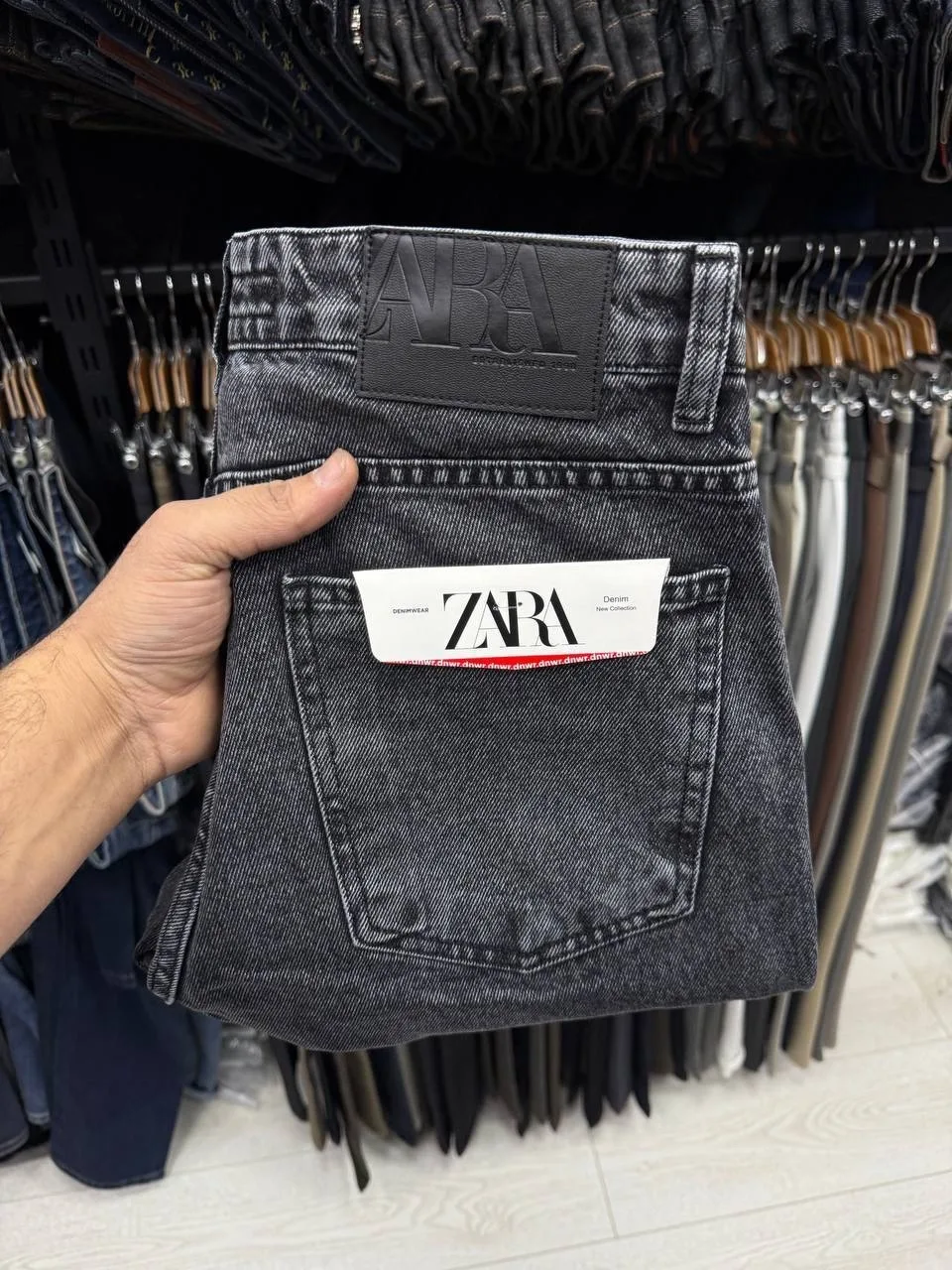 Джинсы-бананы ZARA — фото 4
