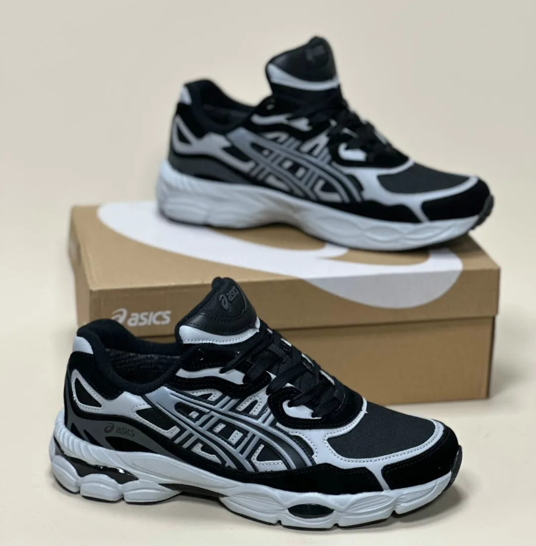 Демисезонные и зимние кроссовки Asics с термоизоляцией обеспечивают комфорт и защиту при температуре до -21 °C — фото 2