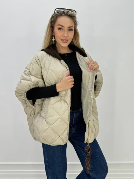 Универсальный жилет oversize с мягким трикотажным капюшоном — фото 3